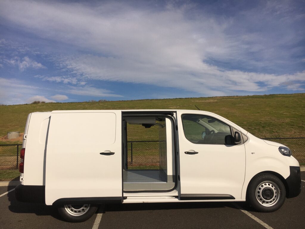 2021 Peugeot Expert Refrigerated Delivery Van - Side