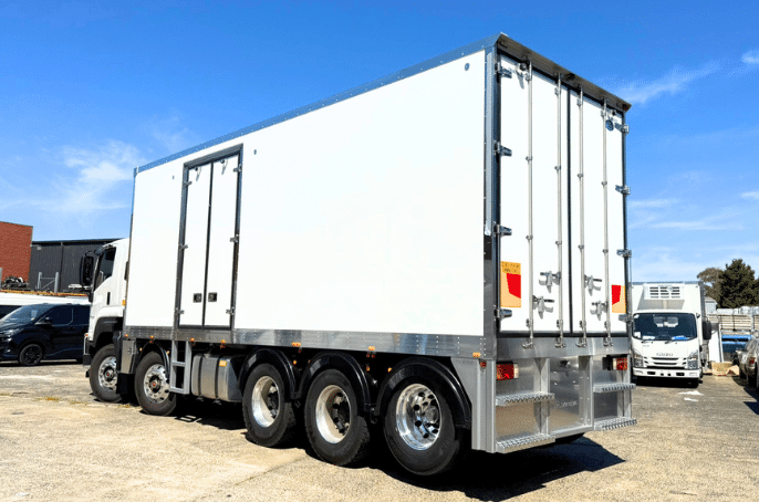Cold transport truck trailer